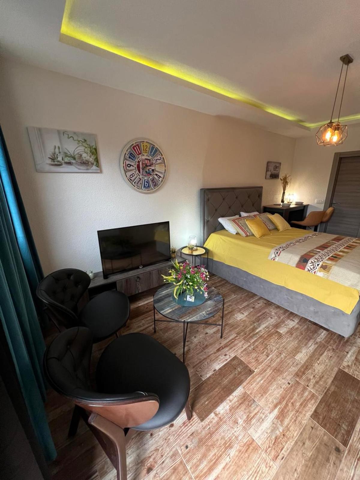 Casa Del Sole Lux Apartment Котор Екстериор снимка